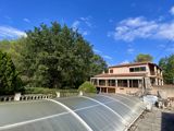 Vente  Maison de 195 m² à Pourrières 619 000 euros