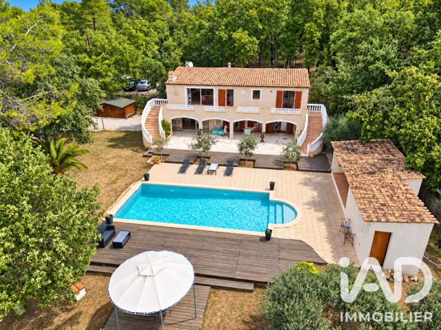 Vente  Maison de 260 m² à Saint Paul en Forêt 719 000 euros Réf: SFN-2139665
