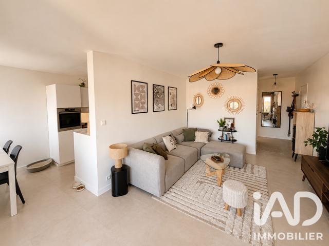 Vente  Appartement T3  de 62 m² à La Valette du Var 225 000 euros Réf: SFN-2104272