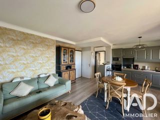 Vente  Appartement T2  de 44 m² à Six-Fours 233 000 euros
