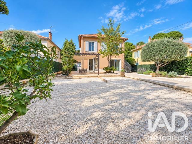 Vente  Maison de 100 m² à Hyères 479 000 euros Réf: SFN-2141567