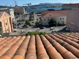 Vente  Studio de 23 m² à Toulon 98 000 euros