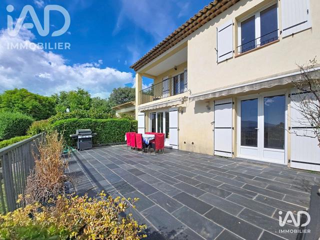 Vente  Appartement T4  de 90 m² à Montauroux 295 000 euros Réf: SFN-2141038