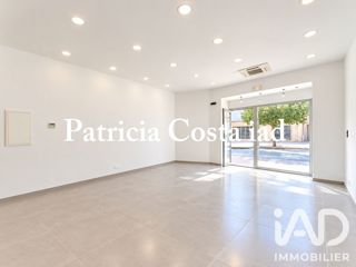 Vente  Local commercial de 40 m² à Saint Raphaël 212 000 euros Réf: SFN-2146350
