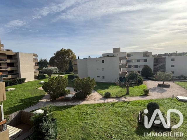 Vente  Appartement F3  de 58 m² au Lavandou 365 000 euros Réf: SFN-2145512