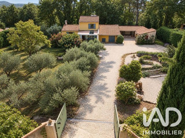 Vente  Maison de 110 m² à Pourrières 459 000 euros Réf: SFN-2146582