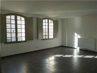 Location  Appartement T3  de 73 m² à Toulon Port de Plaisance 813 euros Réf: SFN-IC32