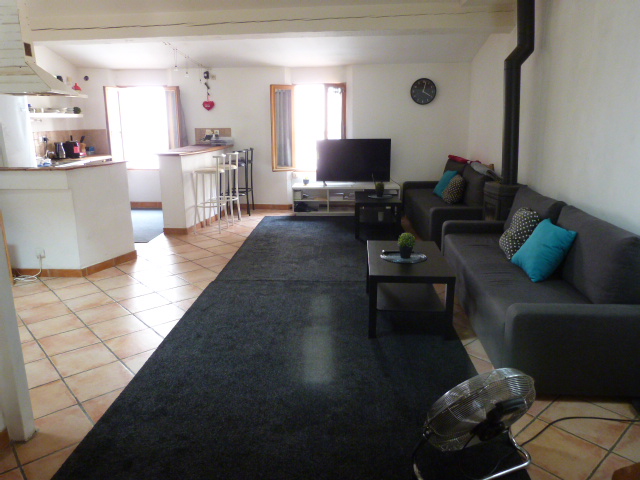 Location  Appartement F2  de 49 m² à La Seyne Centre 600 euros Réf: SFN-1