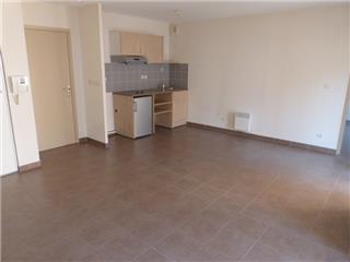 Location  Appartement F2  de 47 m² à La Seyne Gai-Versant 565 euros Réf: SFN-1