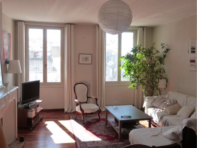Location  Appartement T3  de 83 m² à Toulon Centre 890 euros Réf: SFN-6
