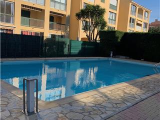 Location Vacances,  Studio pour 2 personnes à Sanary Les Prats