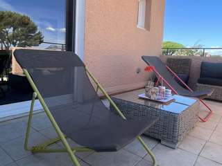 Location Vacances,  Appartement F2  pour 4 personnes à La Seyne Les Sablettes