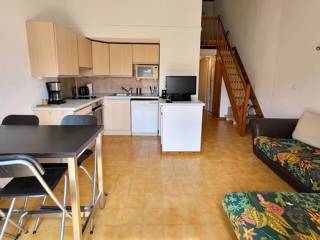 Location Vacances,  Appartement F3  pour 5 personnes à Six-Fours