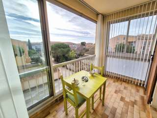 Location Vacances,  Appartement F3  pour 4 personnes à Sanary