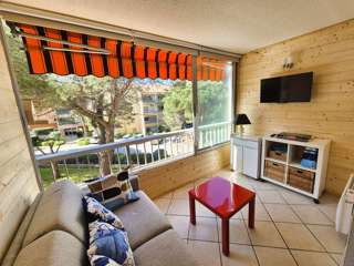 Location Vacances,  Studio pour 3 personnes à Saint Mandrier Pin Rolland