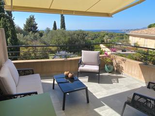 Location Vacances,  Appartement F2  pour 2 personnes à Sanary La Gorguette