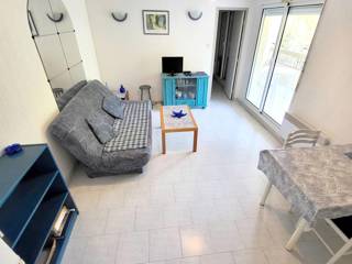 Location Vacances,  Appartement F2  pour 4 personnes à Six-Fours